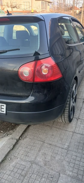 VW Golf - 2300 € / 4498.41 лв. - 13248695 5