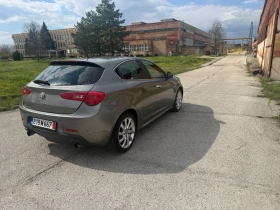 Alfa Romeo Giulietta 2.0D-143кс-Кожа-Нави-Лед-СПОРТ - 5600 € / 10952.65 лв. - 10463612 6