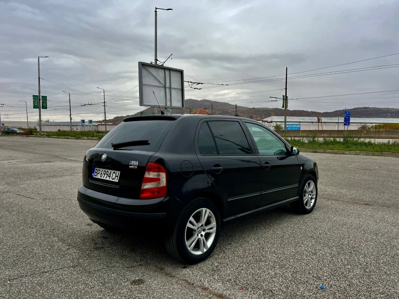 Skoda Fabia 1.4TDI, снимка 5 - Автомобили и джипове - 47856591