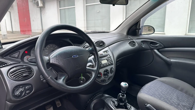 Ford Focus 1.8 TDDI , снимка 10 - Автомобили и джипове - 48598817