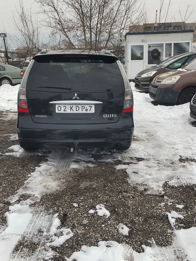 Mitsubishi Grandis 2.4 BENZIN , снимка 5 - Автомобили и джипове - 48695125