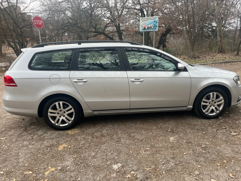 VW Passat 1.6, снимка 5 - Автомобили и джипове - 48993764