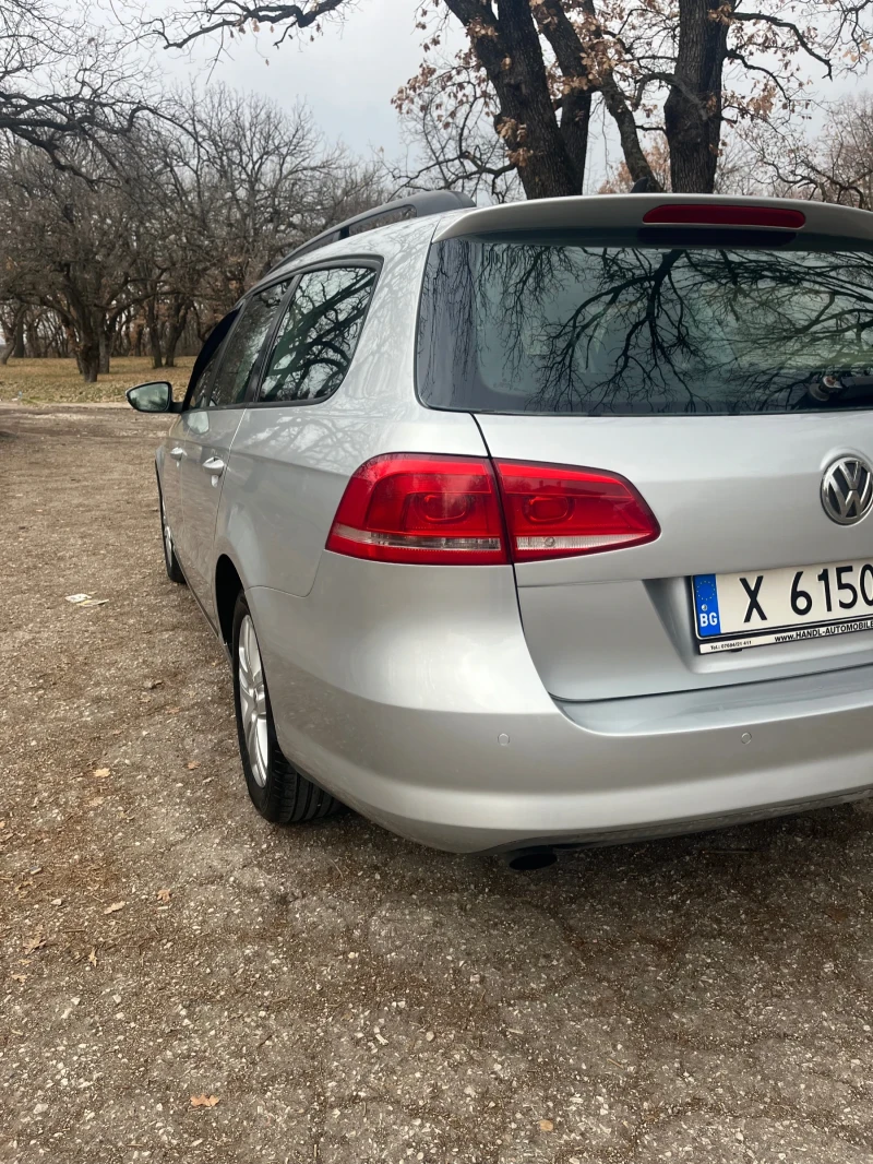 VW Passat 1.6, снимка 3 - Автомобили и джипове - 48993764