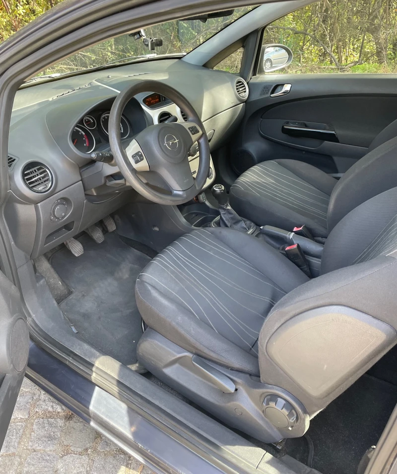 Opel Corsa D, снимка 7 - Автомобили и джипове - 49388997