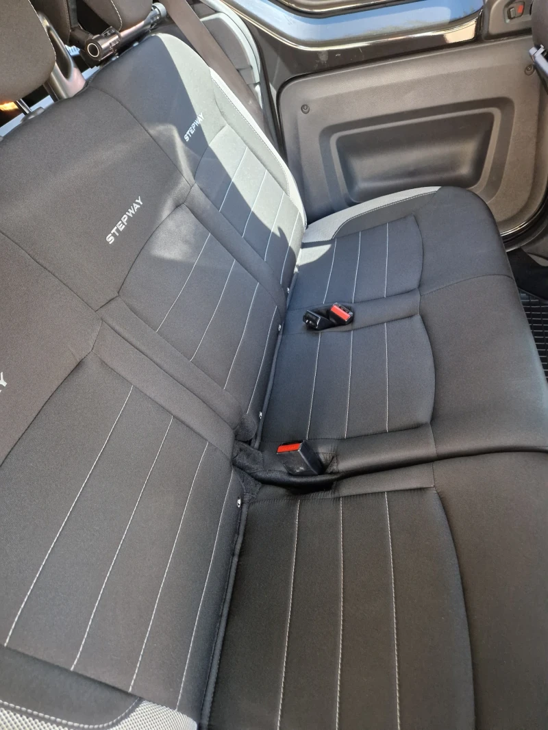 Dacia Dokker, снимка 12 - Автомобили и джипове - 51910756