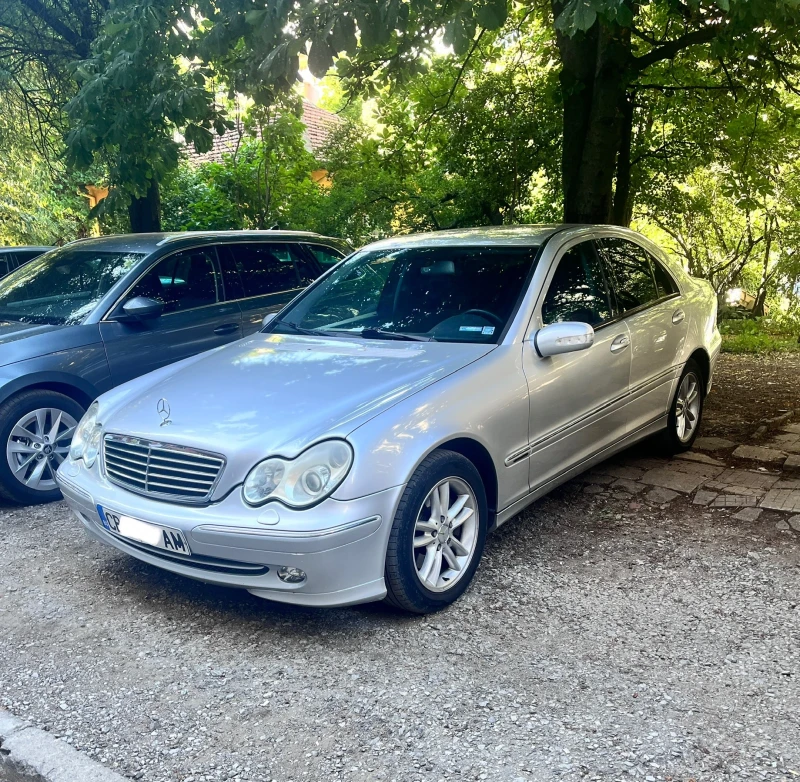 Mercedes-Benz C 320, снимка 5 - Автомобили и джипове - 50318489