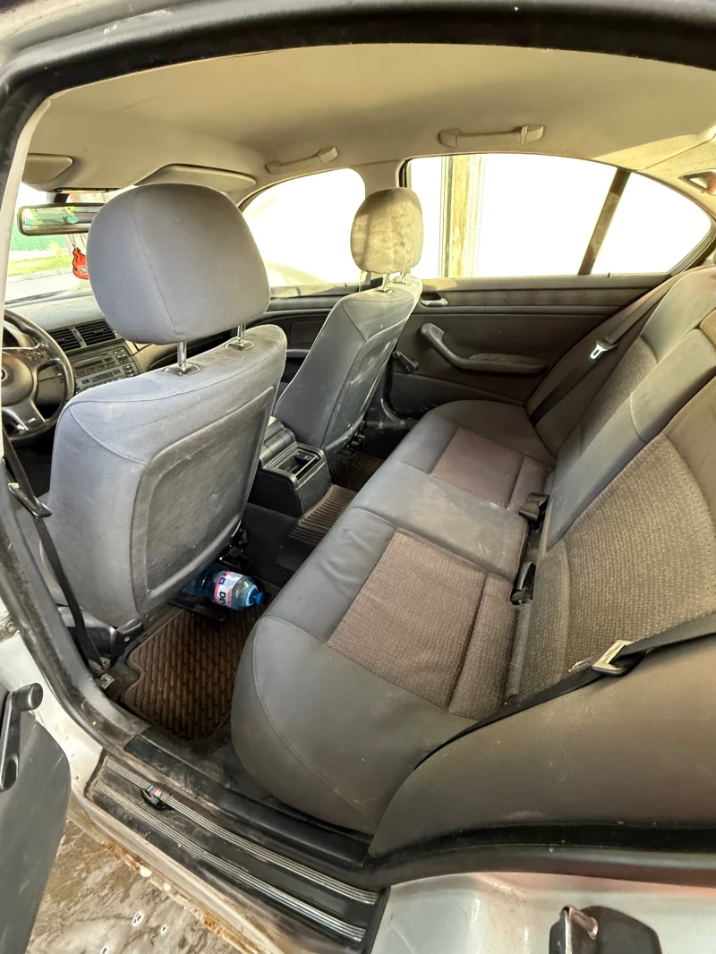 BMW 318, снимка 6 - Автомобили и джипове - 52084874