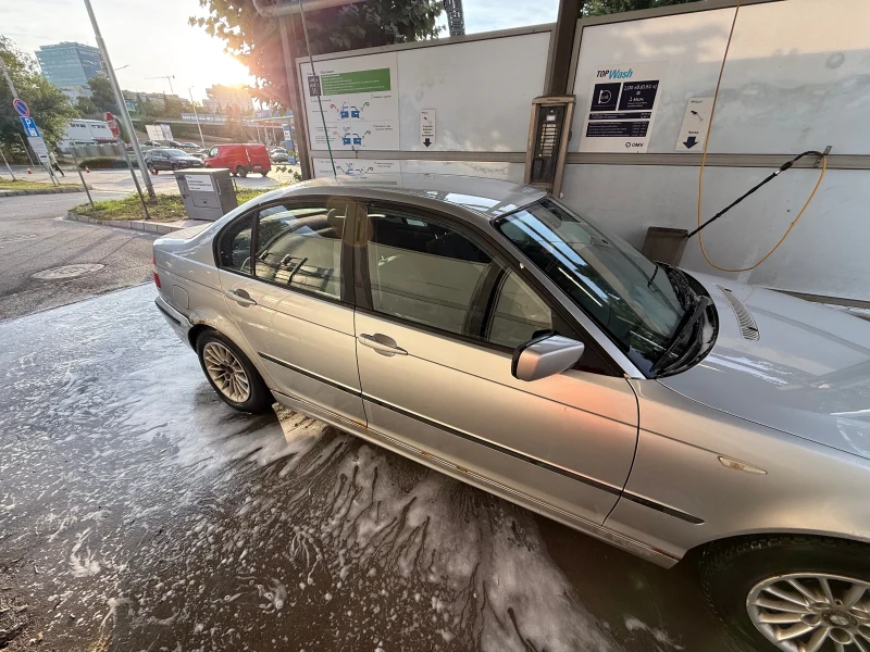 BMW 318, снимка 2 - Автомобили и джипове - 52084874