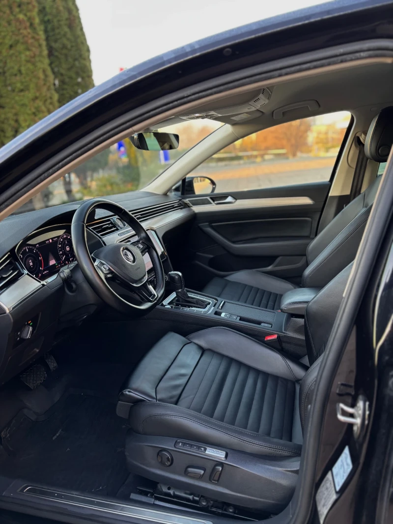 VW Passat 2.0TDI 150k DIGITAL PAMET FULL, снимка 12 - Автомобили и джипове - 52854788