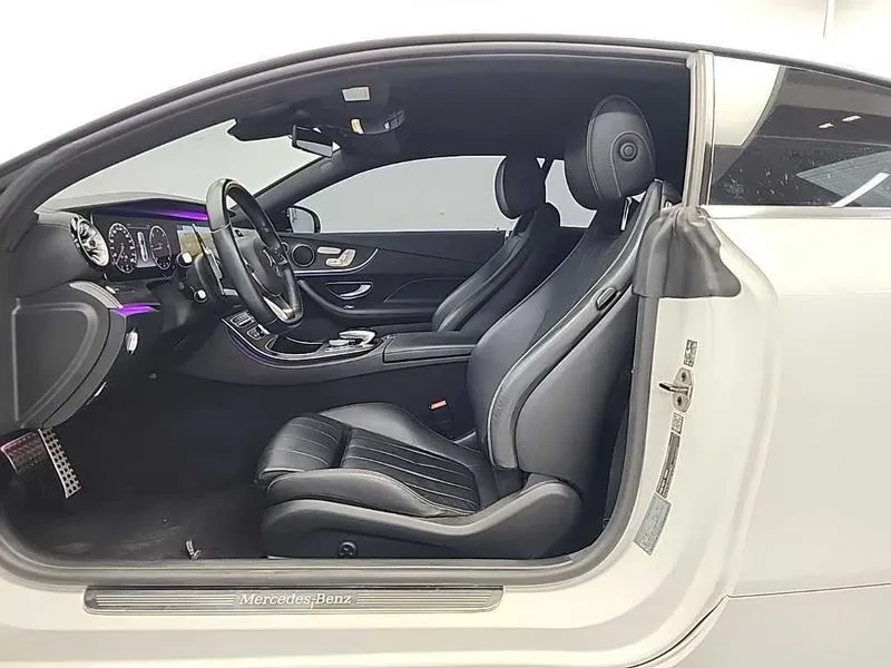 Mercedes-Benz E 200 COUPE, снимка 11 - Автомобили и джипове - 54909564