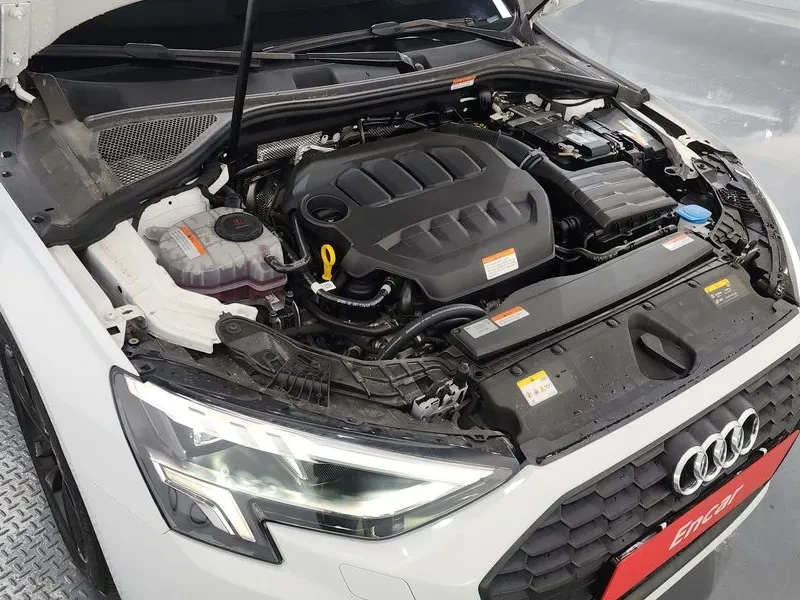 Audi A3 40 Tfsi, снимка 6 - Автомобили и джипове - 54970478