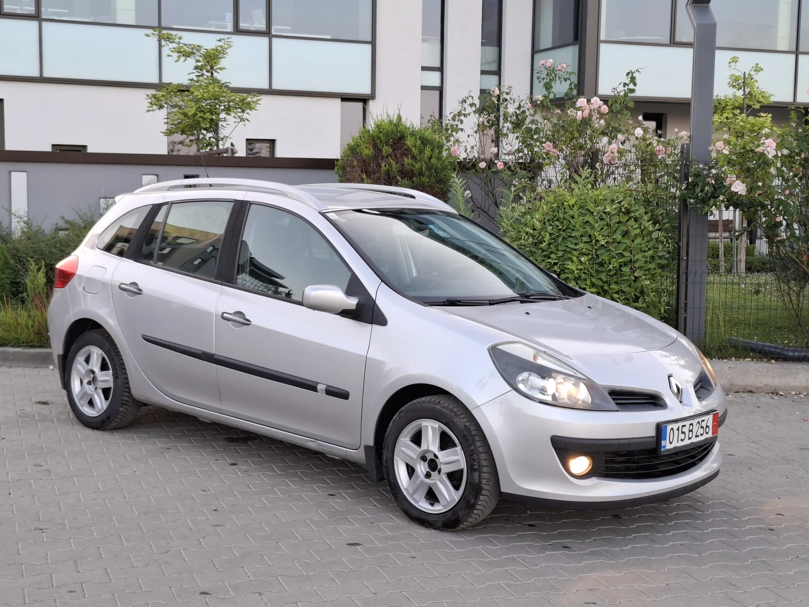 Renault Clio 1.2i(75кс)* * FACELIFT* * НОВ ВНОС* * *  - изображение 5