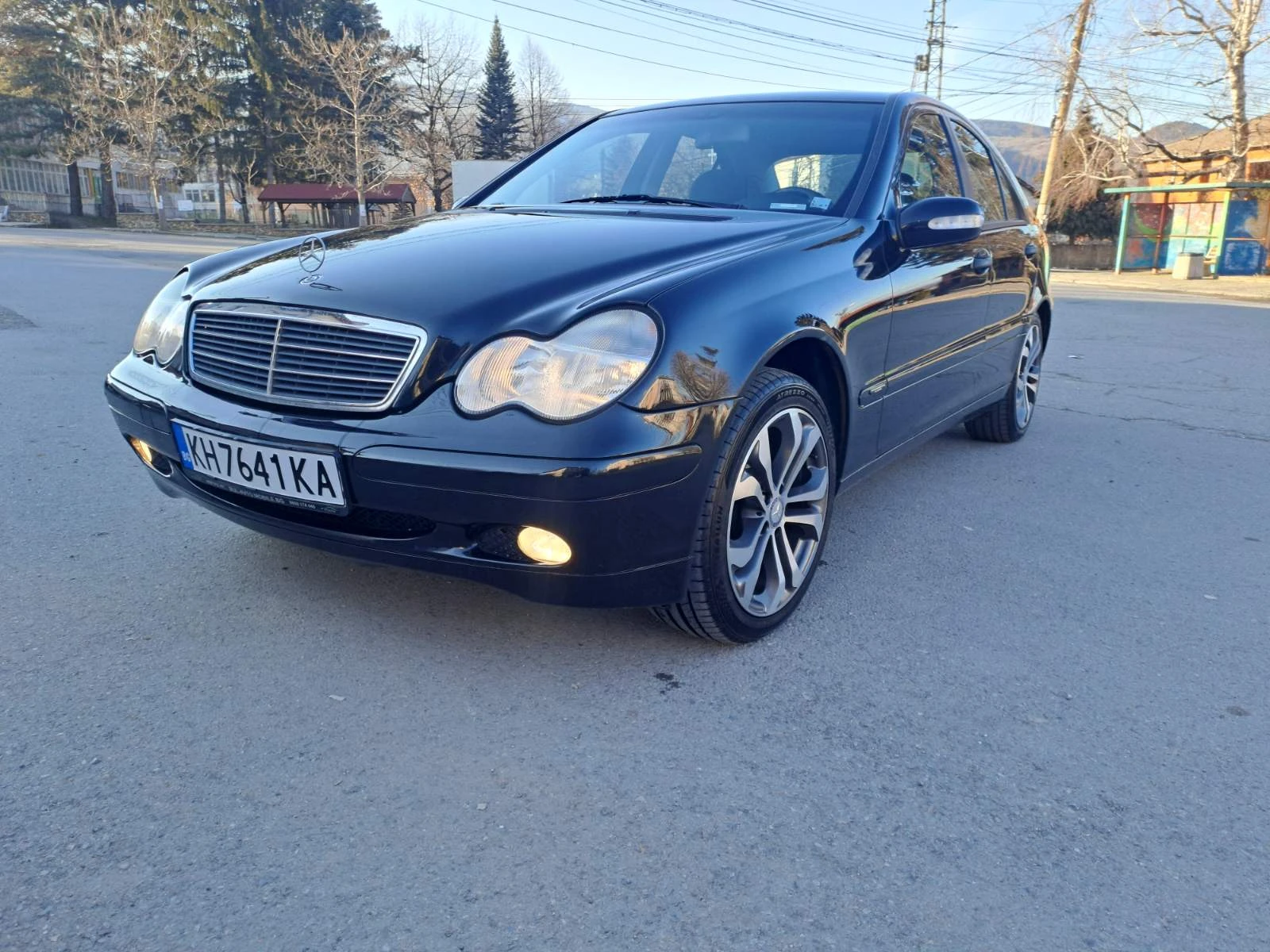 Mercedes-Benz C 180  - изображение 3