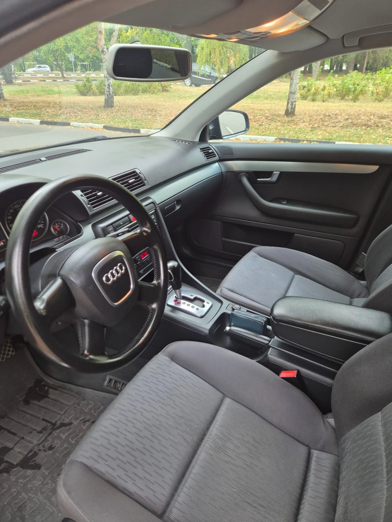 Audi A4 2.0TDI - изображение 8