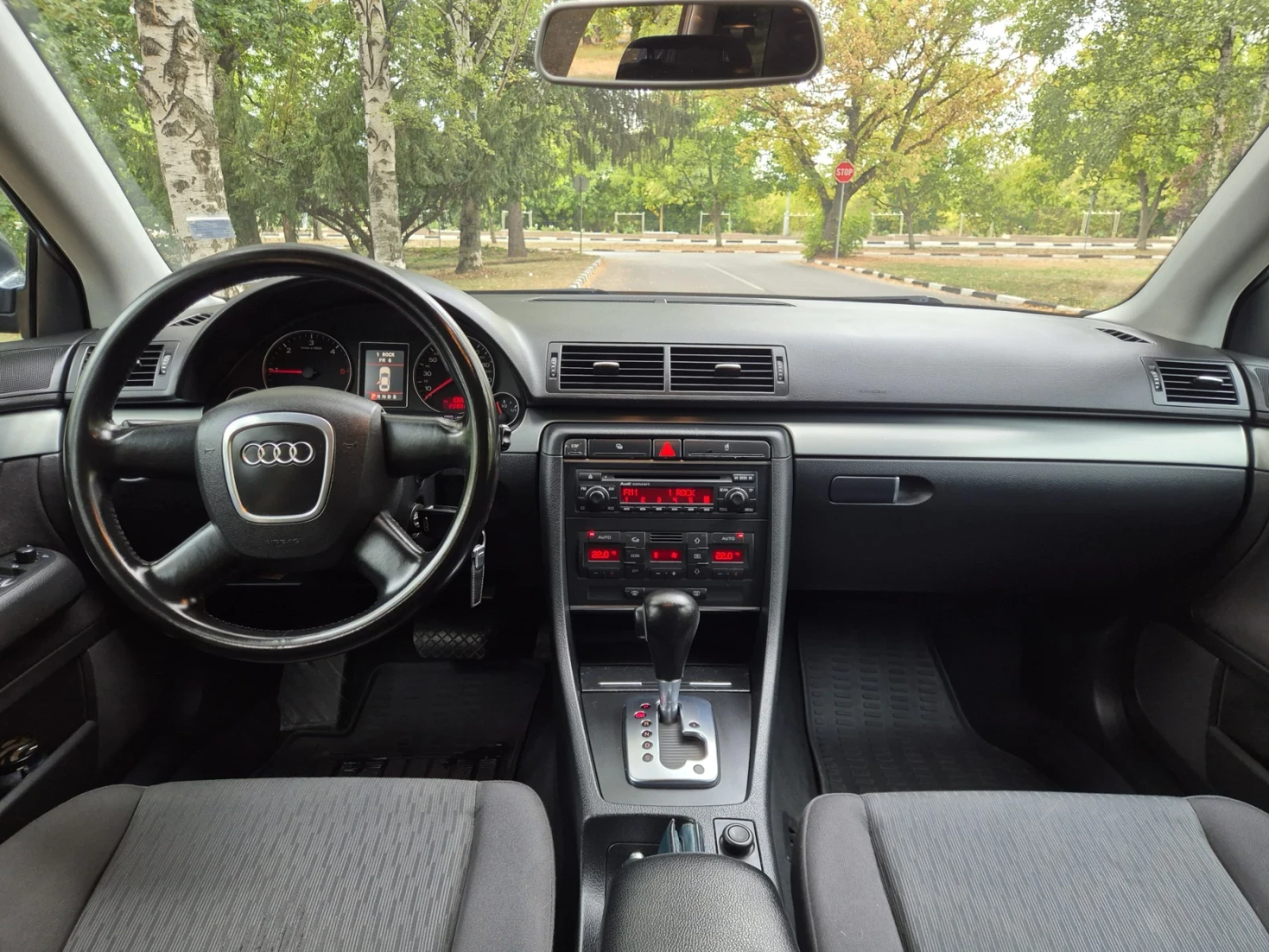 Audi A4 2.0TDI - изображение 7
