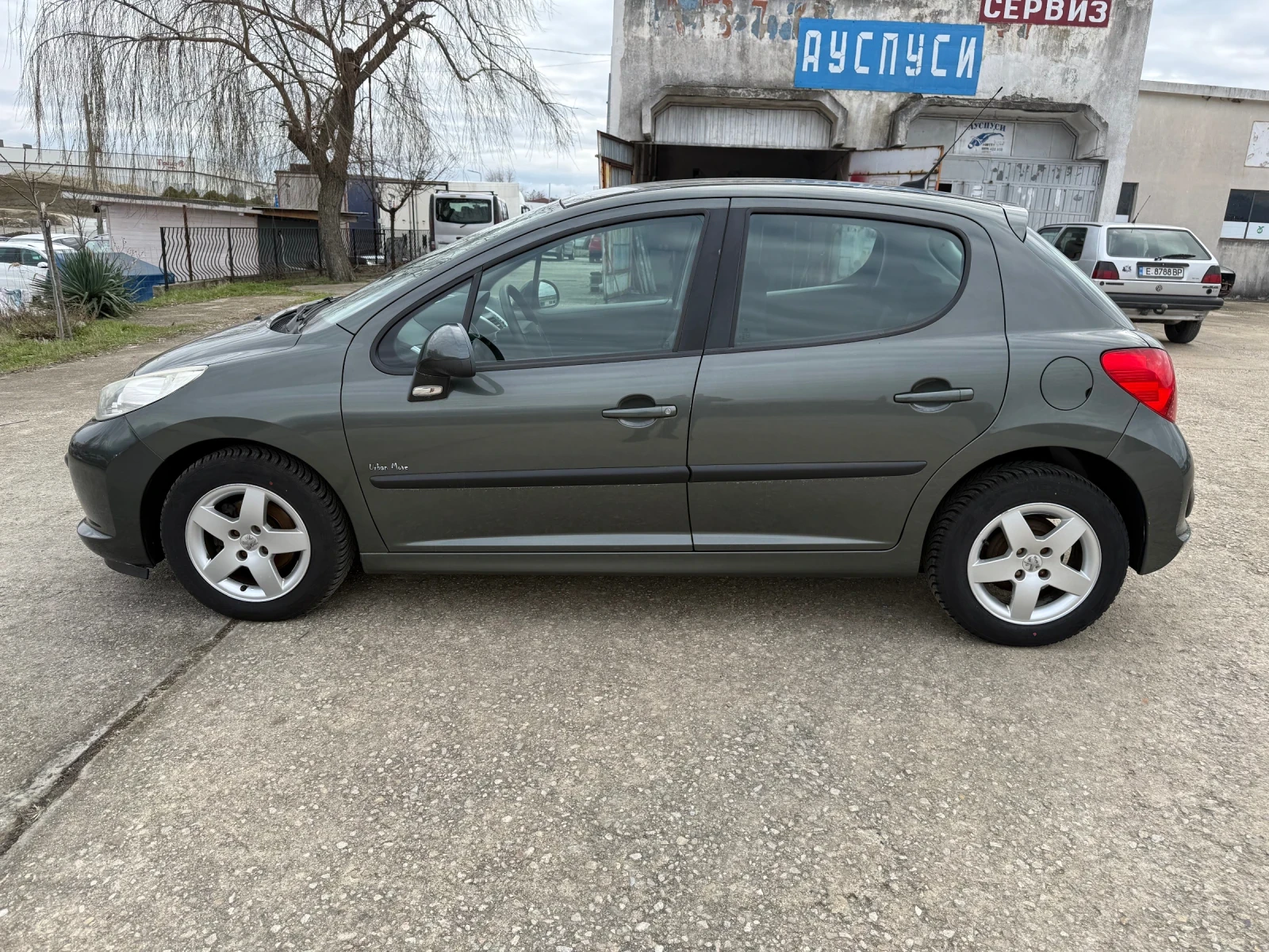 Peugeot 207 1.4 75кс - изображение 5