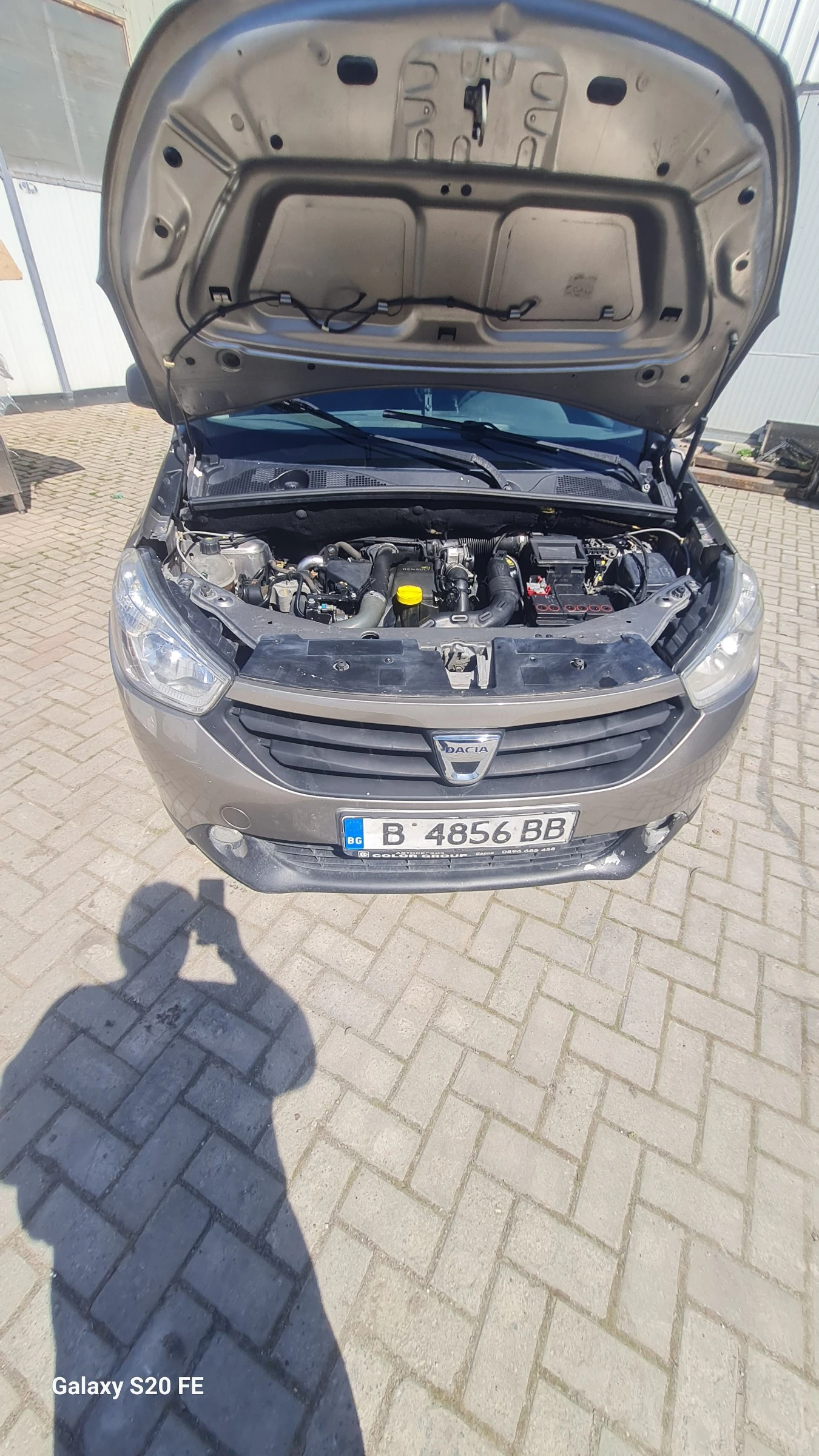 Dacia Lodgy 6+ 1, снимка 3 - Автомобили и джипове - 54316570