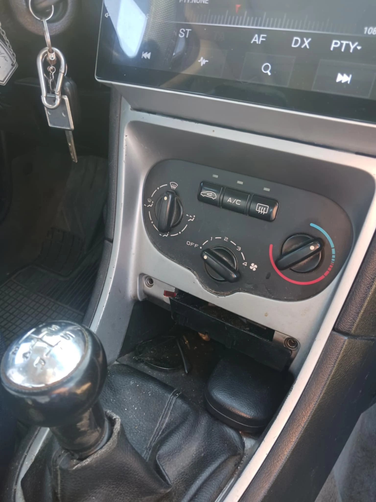 Peugeot 307, снимка 6 - Автомобили и джипове - 54337486