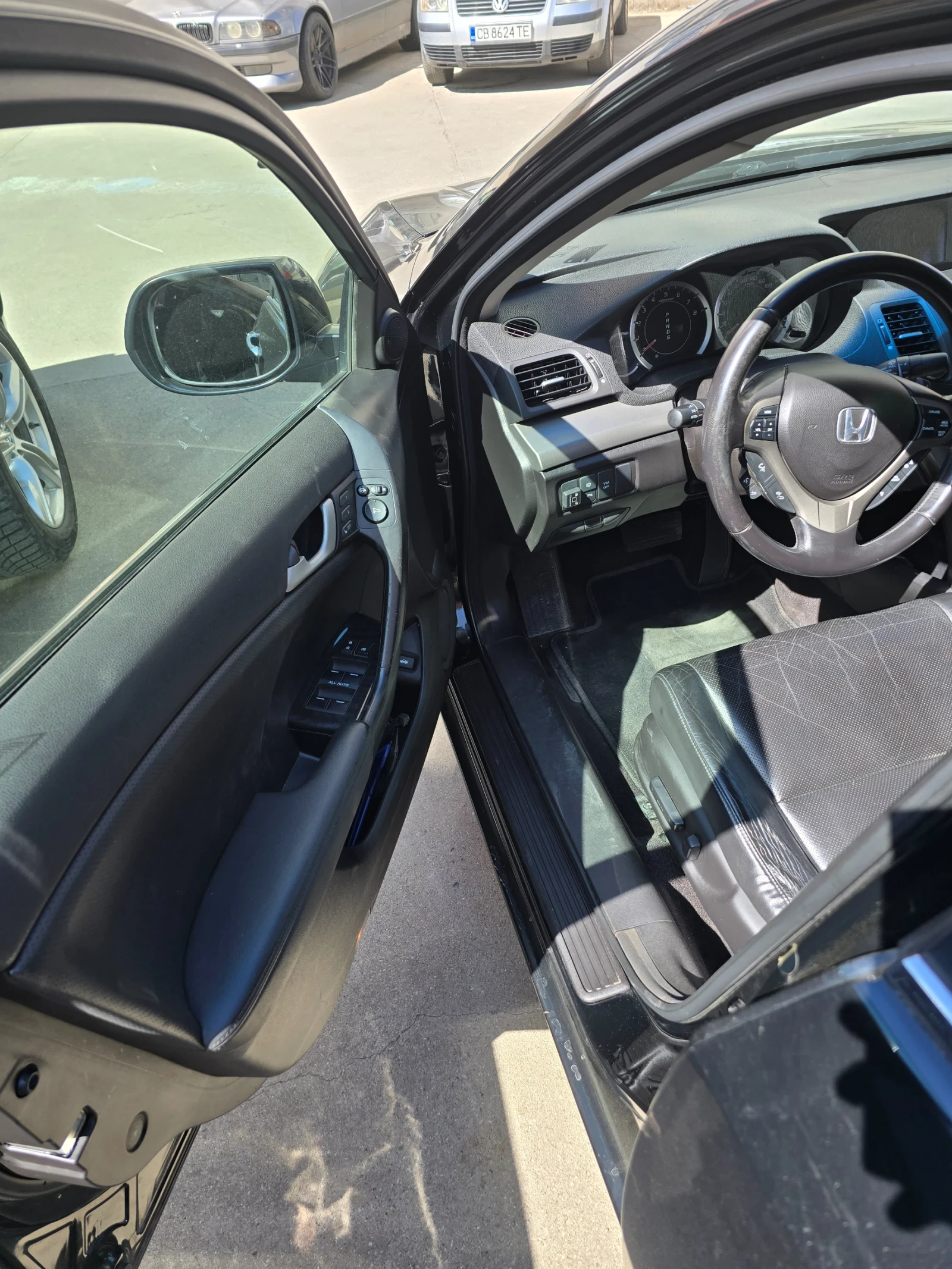 Honda Accord 2.4 , снимка 8 - Автомобили и джипове - 54343768