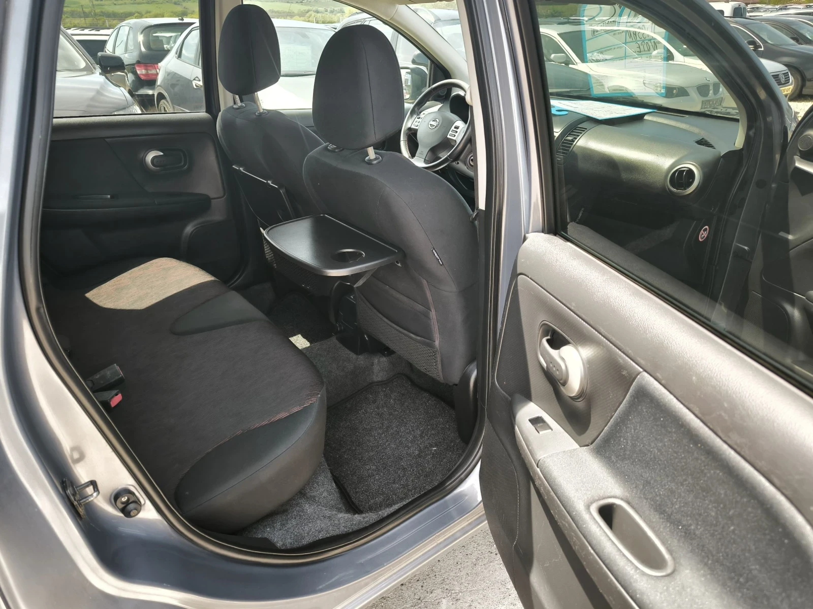 Nissan Note 1.6I, снимка 10 - Автомобили и джипове - 54412715