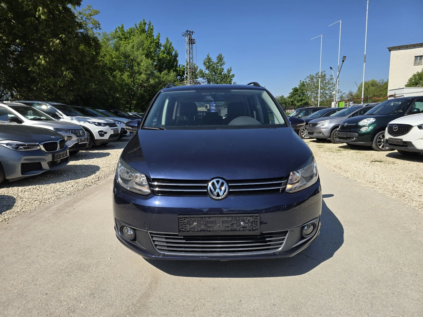 VW Touran 1.6TDI 105к.с Comfort line DSG, снимка 5 - Автомобили и джипове - 54502963