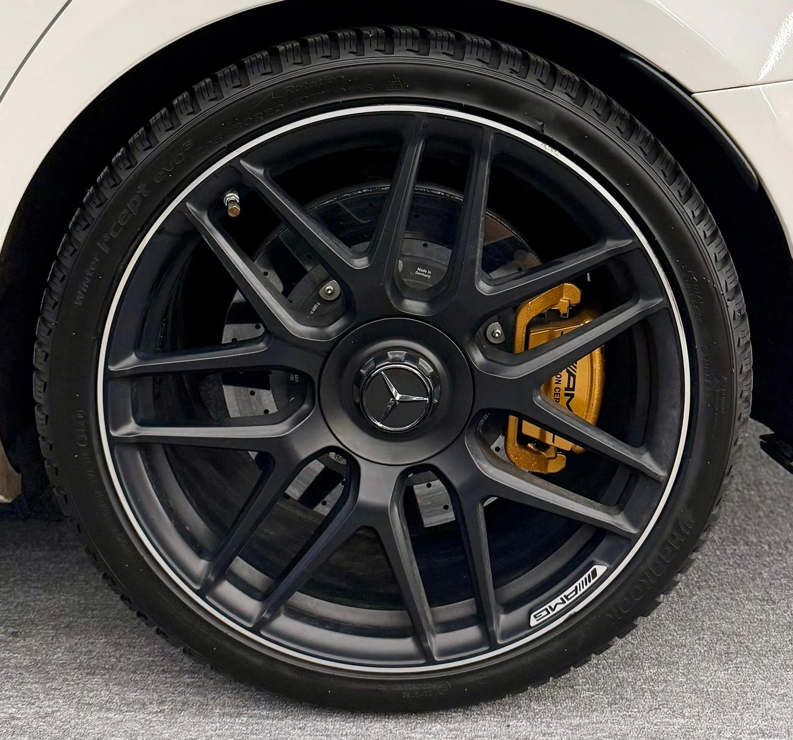 Mercedes-Benz E 63 AMG S* 4Matic* Burm* Панорама* Лизинг, снимка 14 - Автомобили и джипове - 54702411