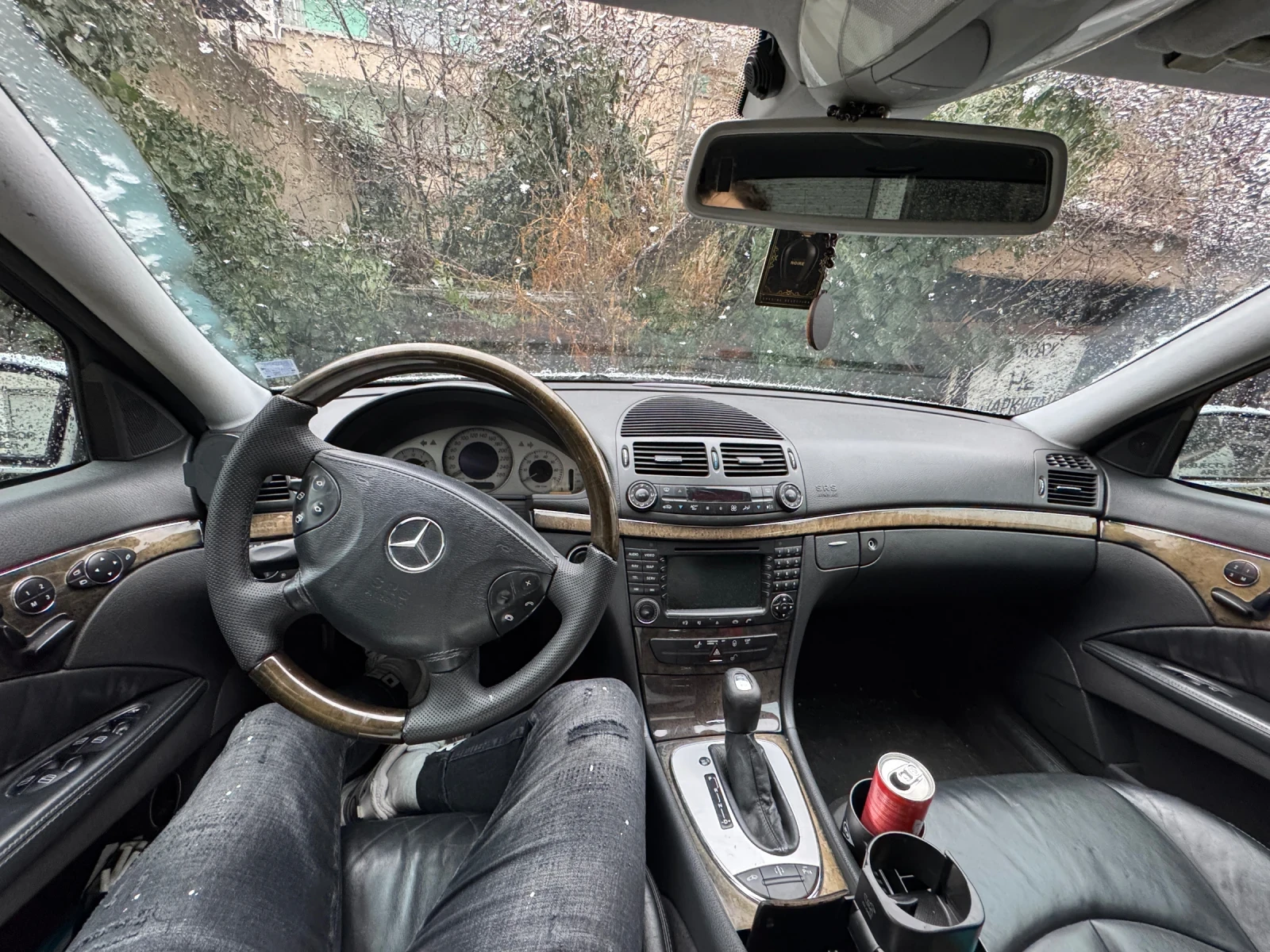 Mercedes-Benz E 500, снимка 6 - Автомобили и джипове - 54768459