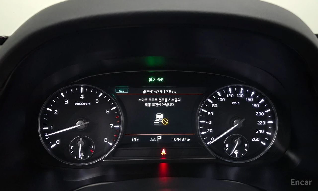 Kia K8 3.8* PLATINUM* ОБДУХВАНЕ* ХЕДЪП* КАМЕРА* LANE* ASS, снимка 12 - Автомобили и джипове - 54822358