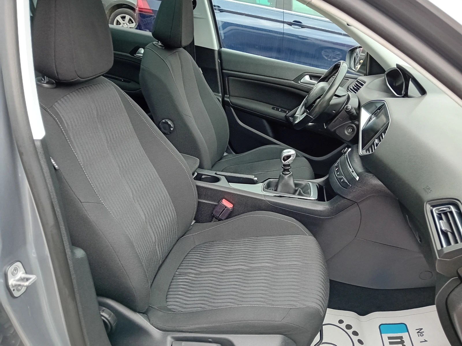 Peugeot 308 NAVI/KAMERA EURO 6, снимка 12 - Автомобили и джипове - 55005580