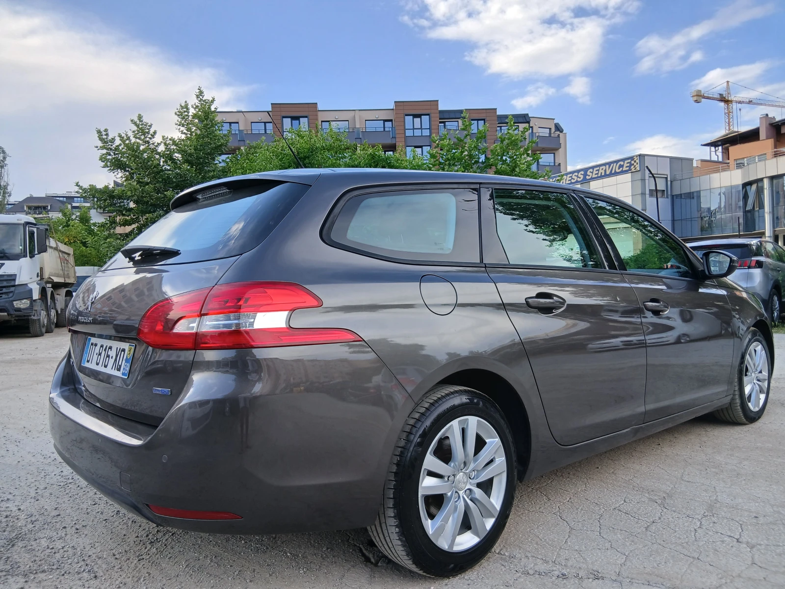 Peugeot 308 NAVI/KAMERA EURO 6, снимка 7 - Автомобили и джипове - 55005580