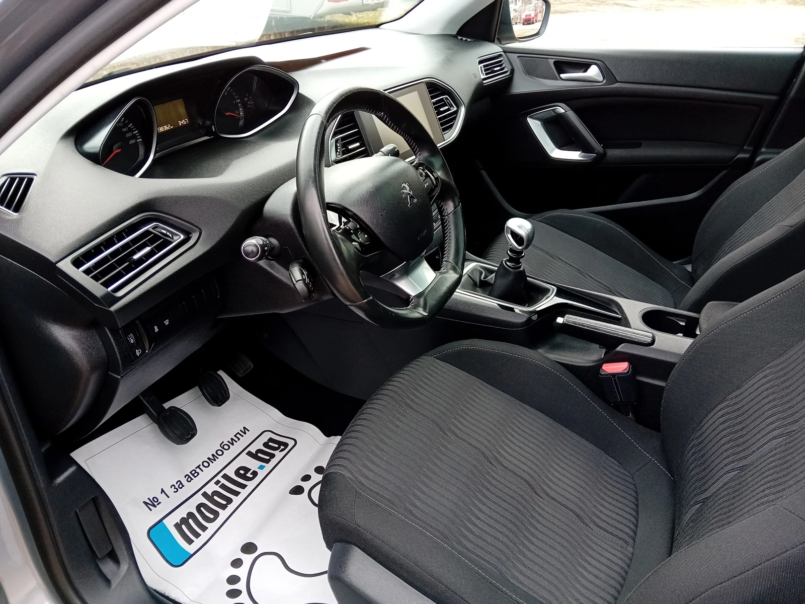 Peugeot 308 NAVI/KAMERA EURO 6, снимка 10 - Автомобили и джипове - 55005580