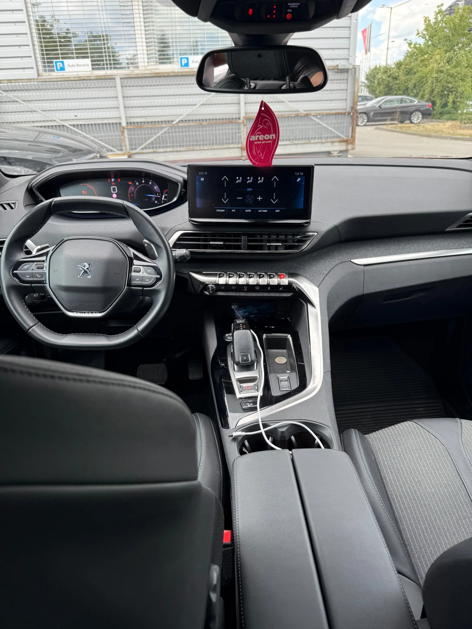 Peugeot 3008 ALLURE PACK * 1.2 PURETECH * ГАРАНЦИОННЕН, снимка 8 - Автомобили и джипове - 55435969