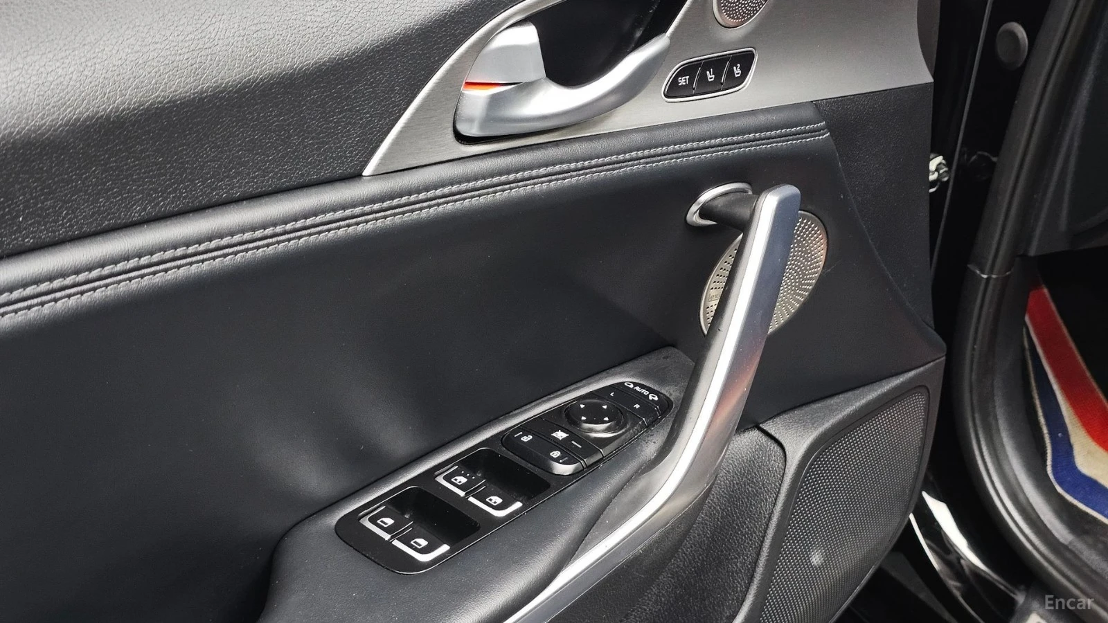 Kia Stinger 3.3. Turbo AWD GT* HUD* 360* ПАНО* НАВИ, снимка 17 - Автомобили и джипове - 55577406