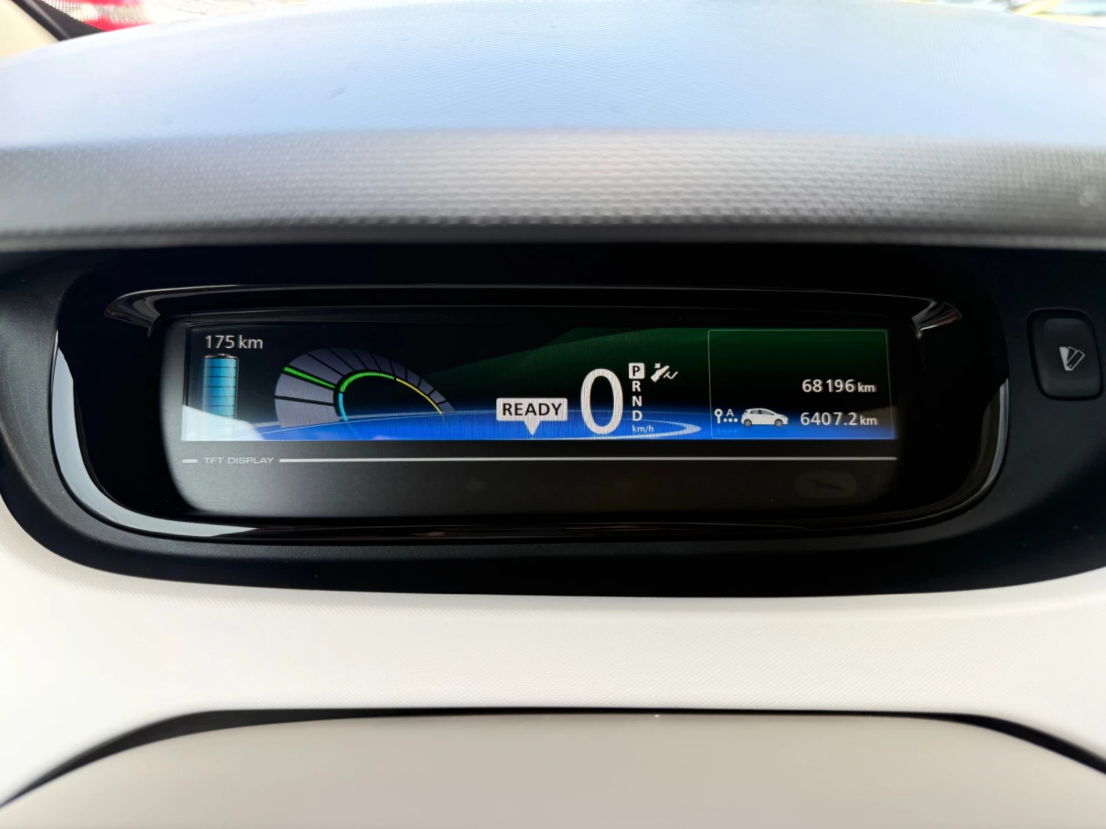 Renault Zoe 44KW - 92к.с. - 68 000KM! Топ състояние, снимка 15 - Автомобили и джипове - 55654501
