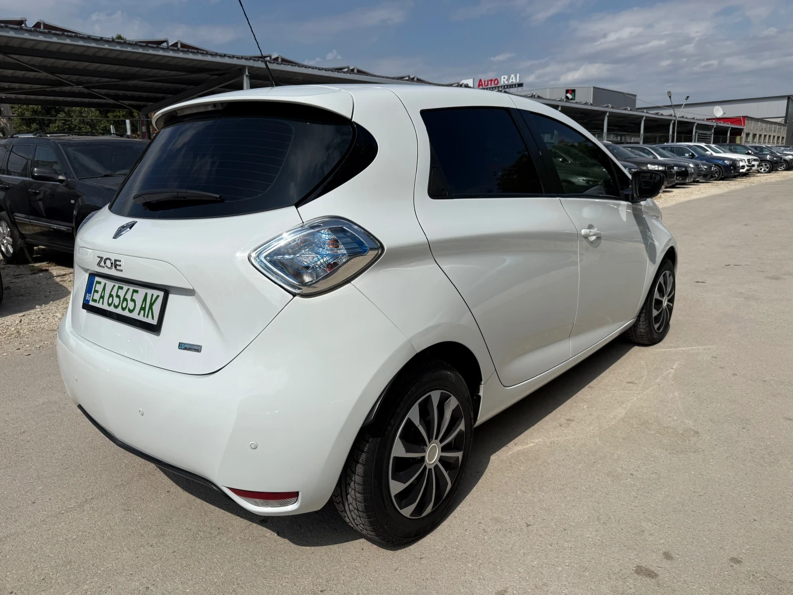Renault Zoe 44KW - 92к.с. - 68 000KM! Топ състояние, снимка 4 - Автомобили и джипове - 55654501