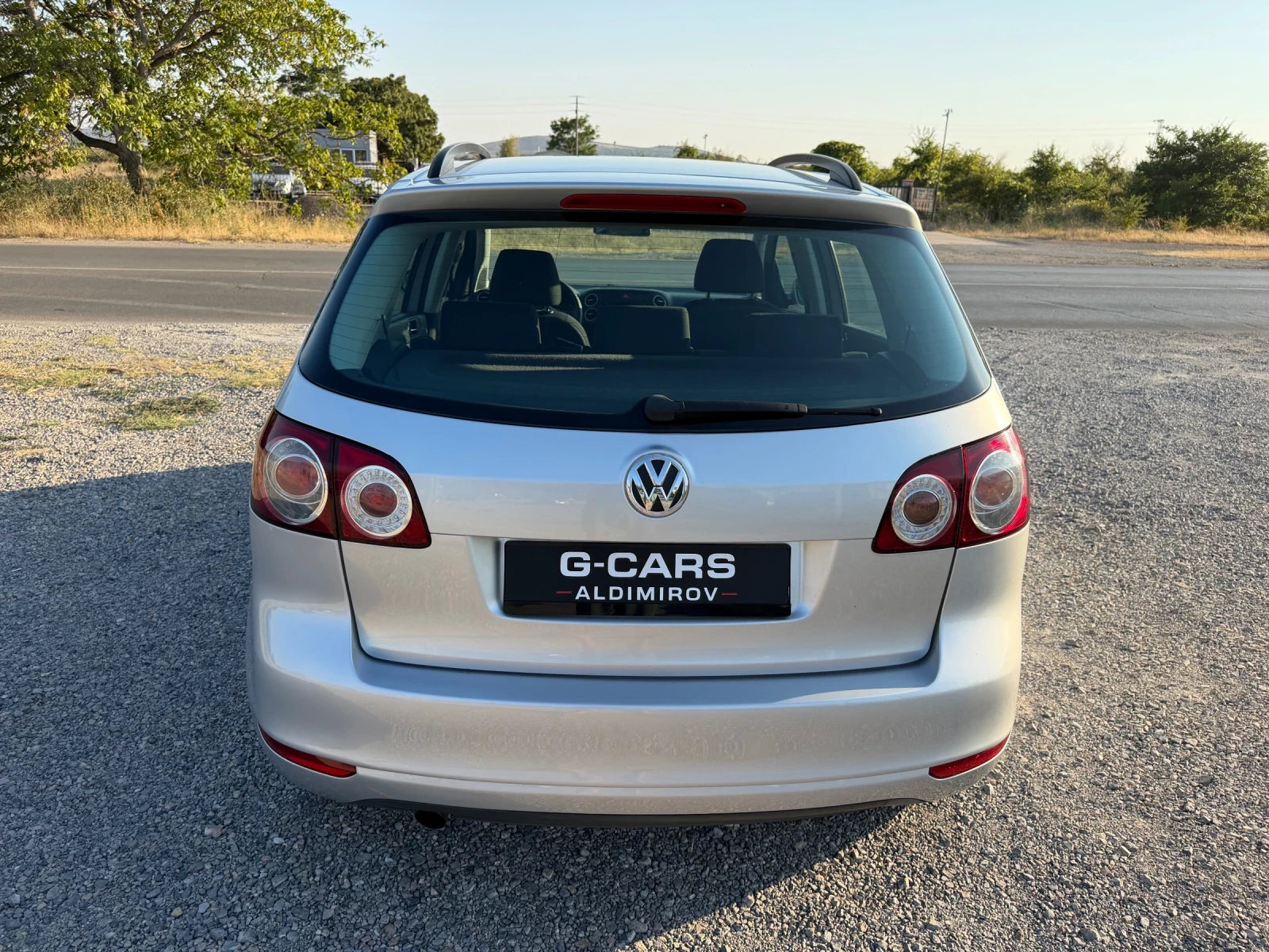 VW Golf Plus 1, 6 КАТО НОВА, снимка 5 - Автомобили и джипове - 55741914