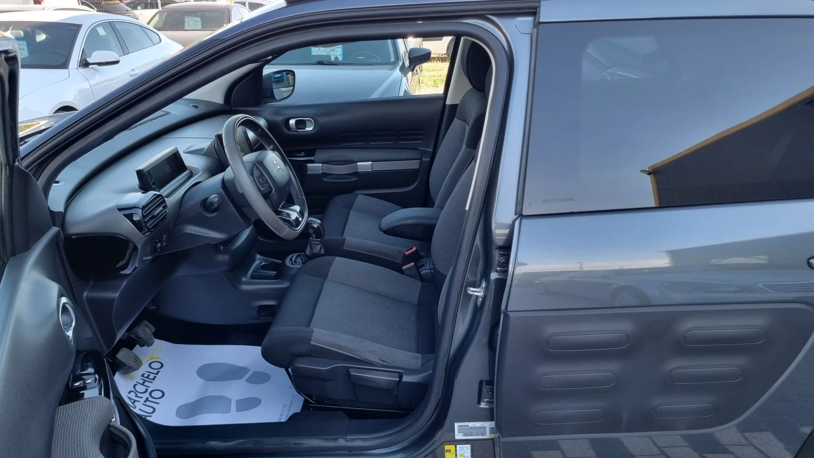 Citroen C4 Cactus 1.6 HDI, снимка 7 - Автомобили и джипове - 56020994