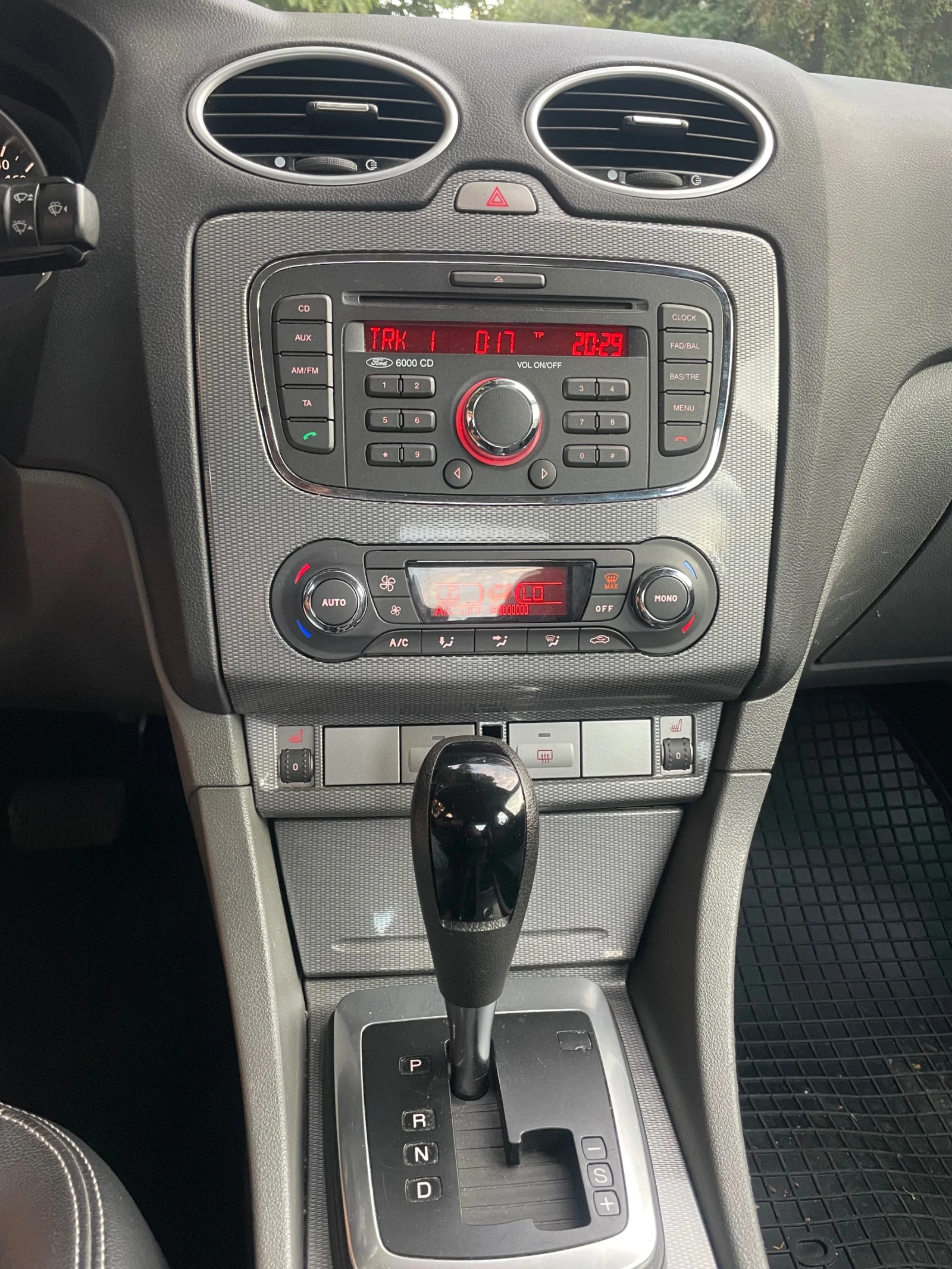 Ford Focus CB4, снимка 8 - Автомобили и джипове - 56704509