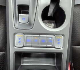 Hyundai Kona 64KWh/Premium/Blue Link/SOH100%, снимка 16