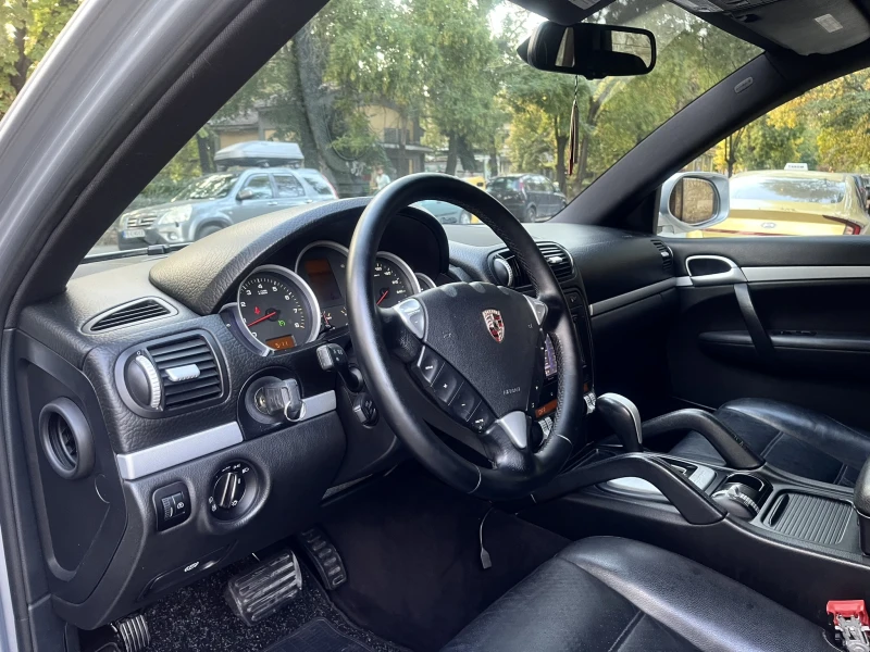 Porsche Cayenne 3.6 Facelift, снимка 6 - Автомобили и джипове - 47643690