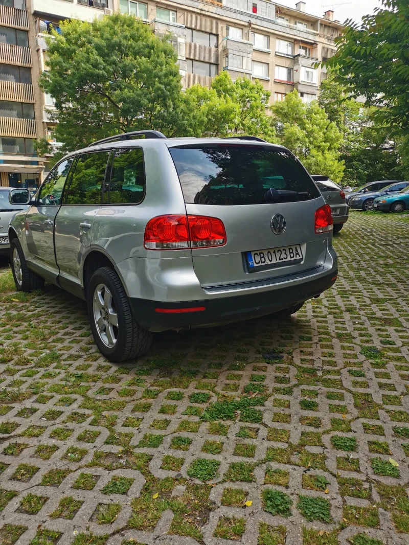 VW Touareg 3.2 Бензин, снимка 4 - Автомобили и джипове - 48109146