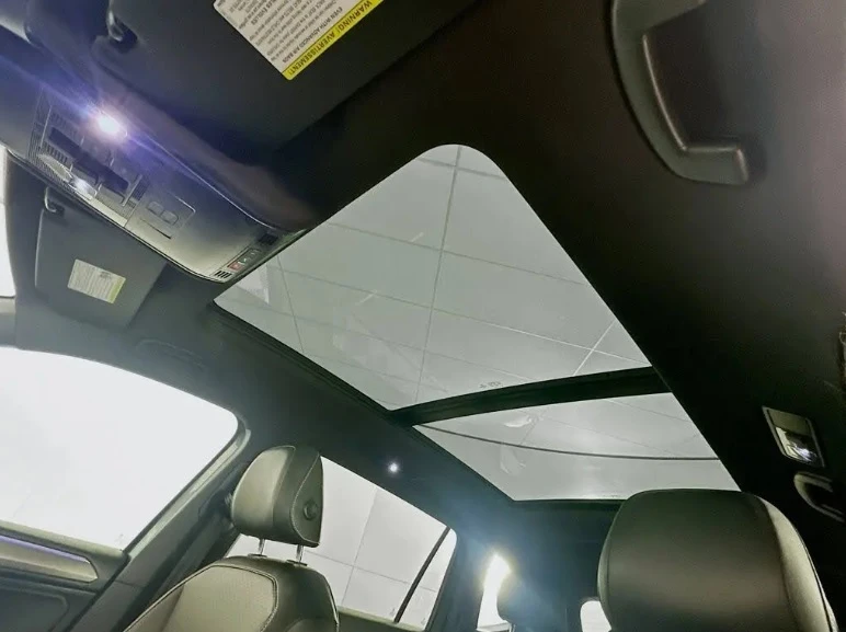 VW Tiguan R-line All space 4Motion, снимка 13 - Автомобили и джипове - 54570232