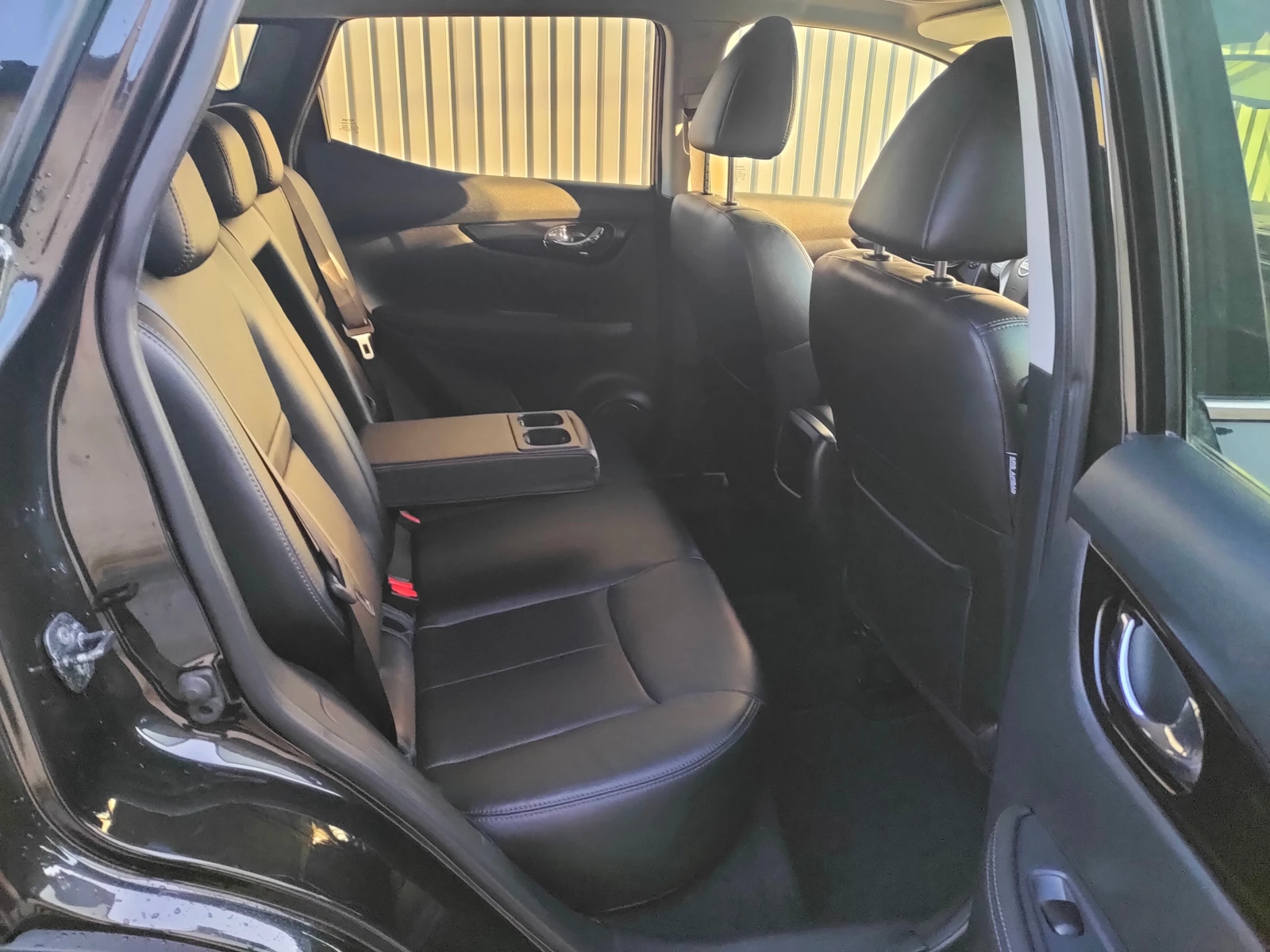 Nissan Qashqai 1.6d 130 BLACK EDITION/FULL/EURO6 | Mobile.bg   11