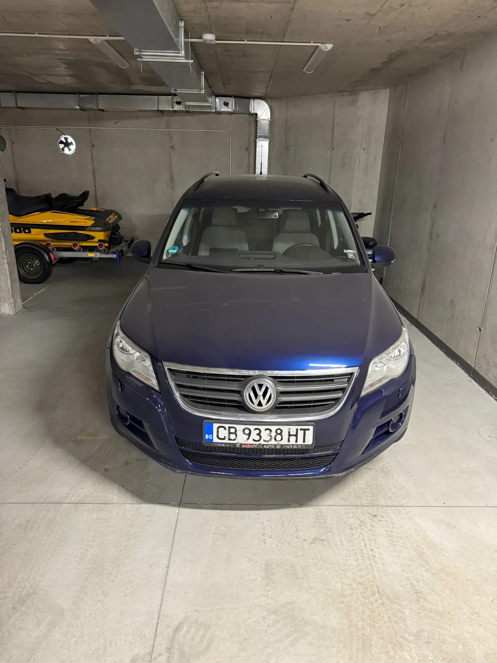 VW Tiguan Tiguan 2.0 TDI 4MOTION, снимка 2 - Автомобили и джипове - 53987405