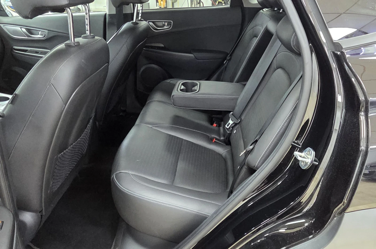 Hyundai Kona 64KWh/Premium/Blue Link/SOH100%, снимка 9 - Автомобили и джипове - 54937041