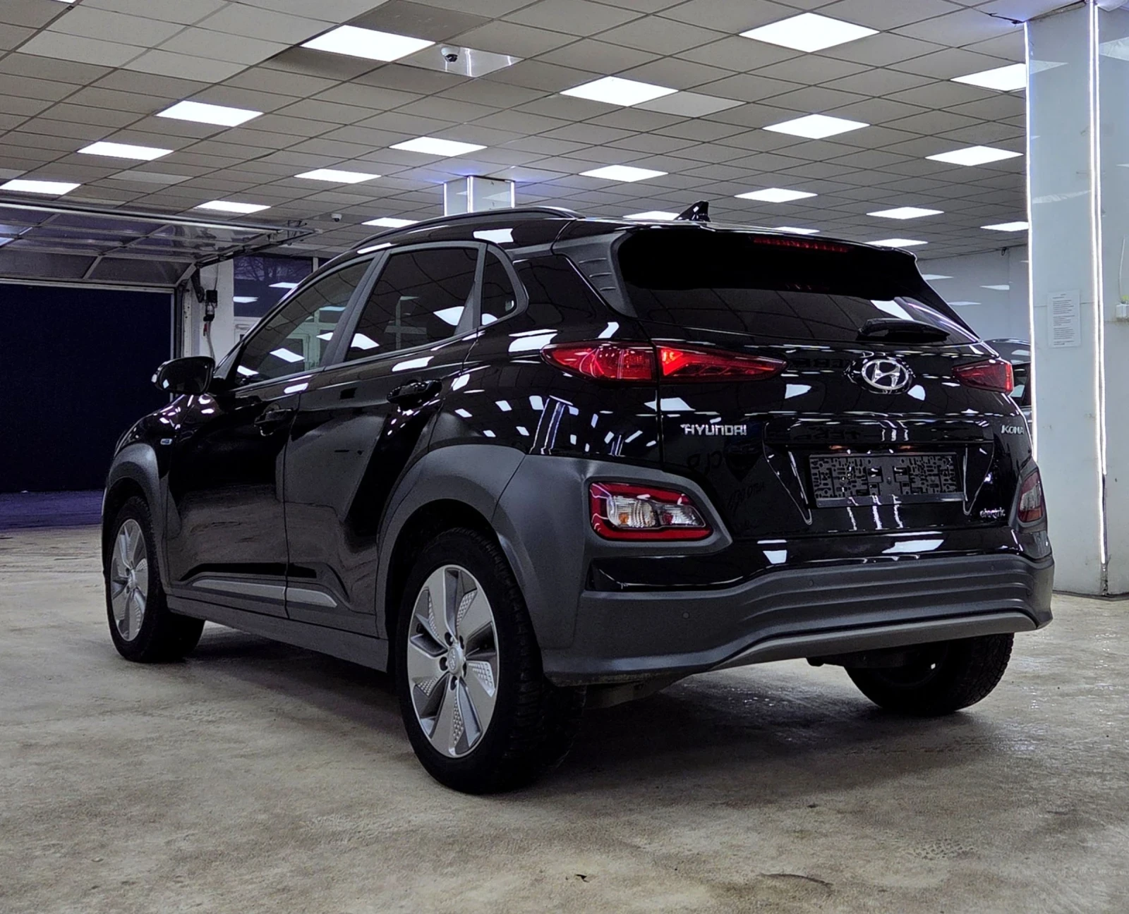 Hyundai Kona 64KWh/Premium/Blue Link/SOH100%, снимка 4 - Автомобили и джипове - 54937041