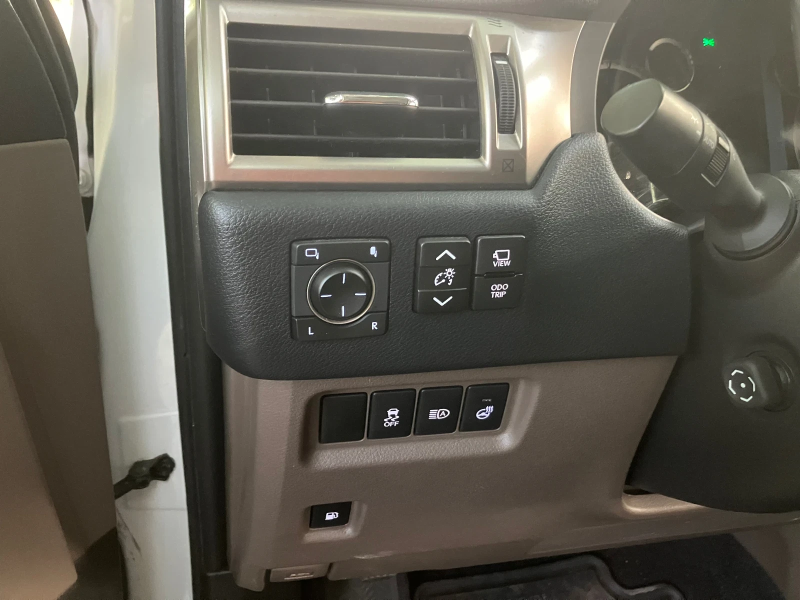 Lexus GX 460 Luxury , снимка 6 - Автомобили и джипове - 55591921