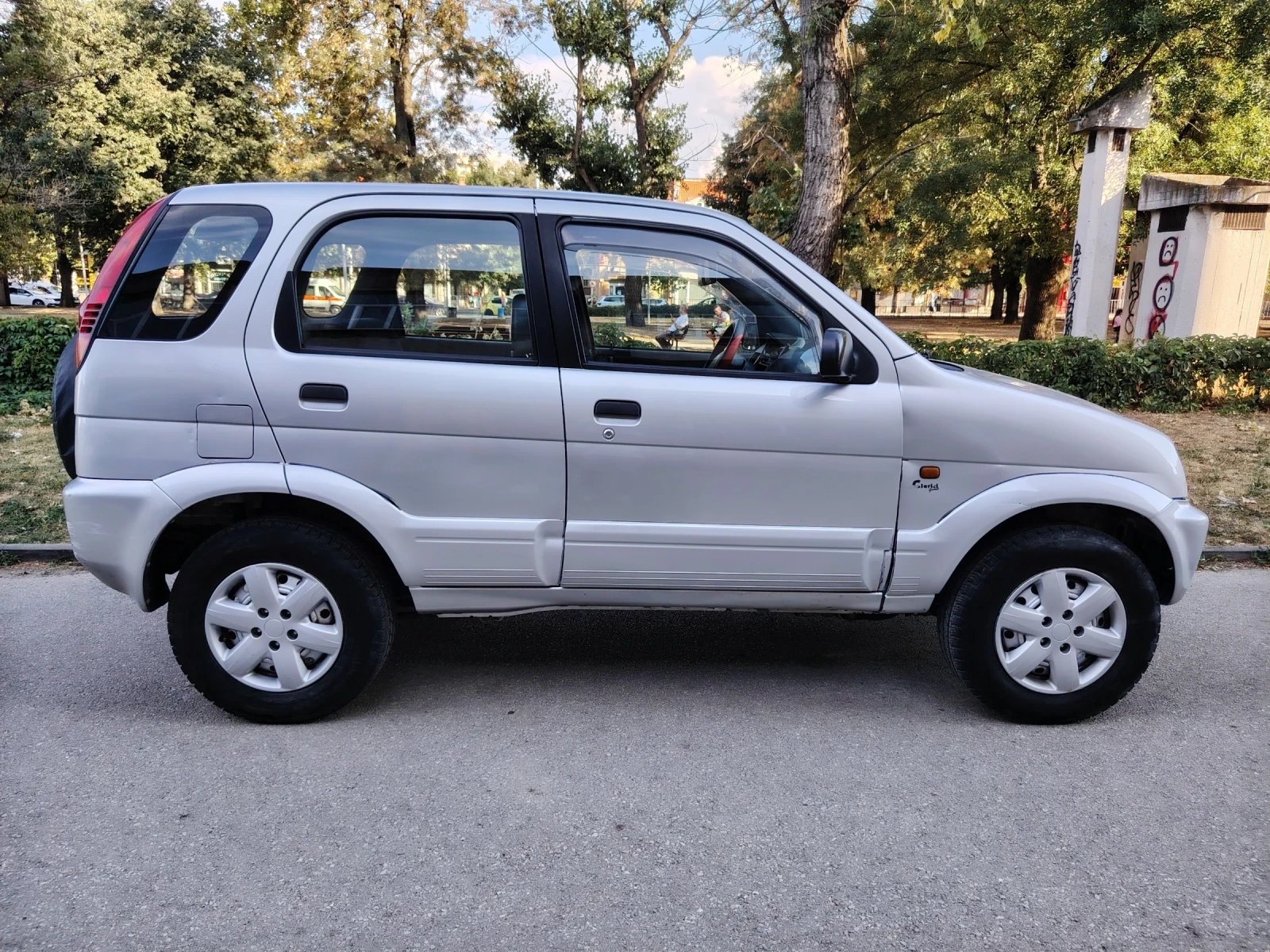 Daihatsu Terios, снимка 4 - Автомобили и джипове - 55942685