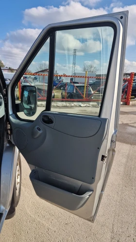 Ford Transit 2.2TDCI, снимка 15 - Бусове и автобуси - 53651316