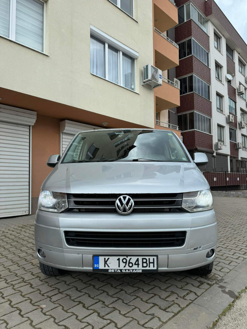 VW Caravelle, снимка 2 - Бусове и автобуси - 45950156